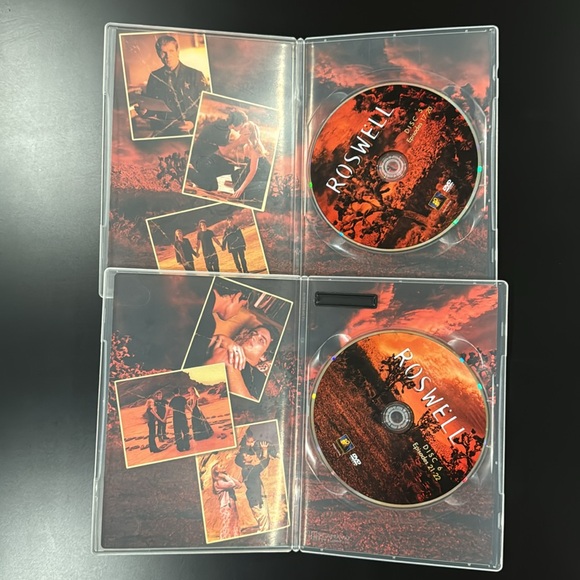 Roswell - The Complete First Season - Picture 11 of 12